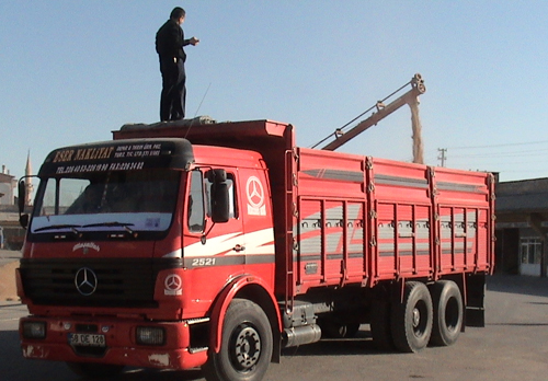 İkitelli Kamyon Garajı Nakliyeciler